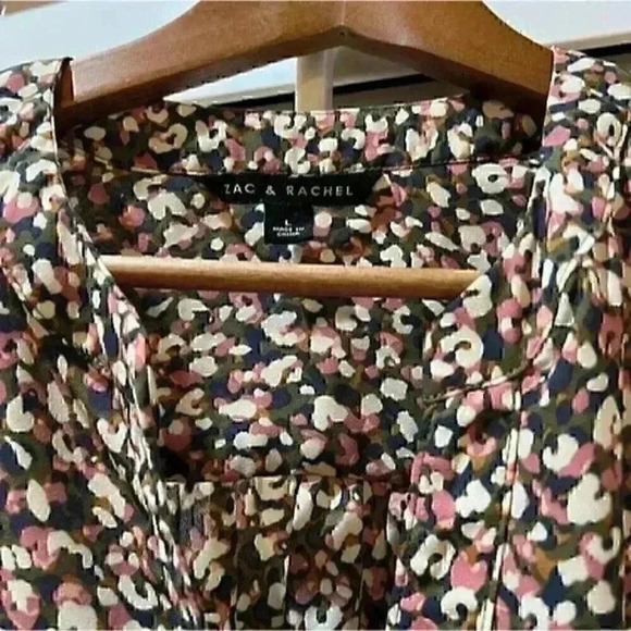 Zac and Rachel animal print Blouse Size Large - Picture 2 of 12